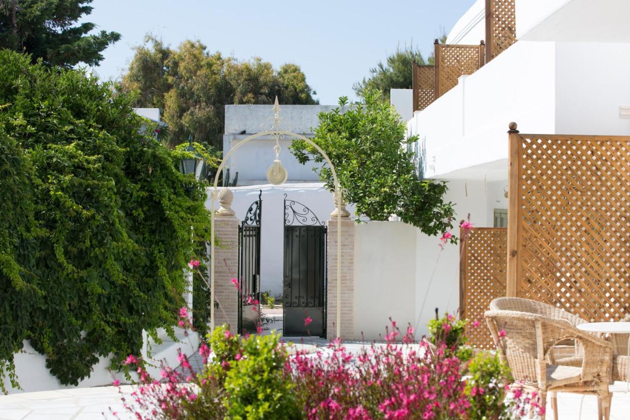 Kouneni Apartments Mykonos Town Exterior photo